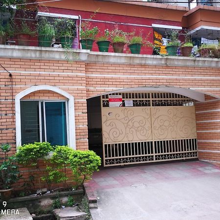 דאהקה Rajanigandha Family Suites מראה חיצוני תמונה