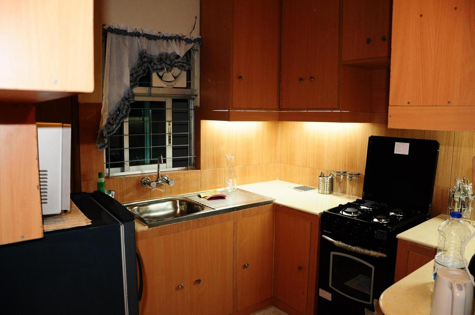 דאהקה Rajanigandha Family Suites מראה חיצוני תמונה