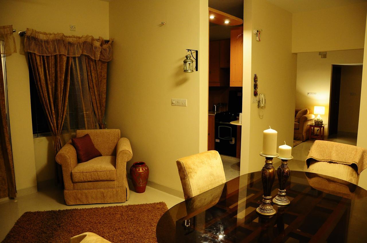 דאהקה Rajanigandha Family Suites מראה חיצוני תמונה
